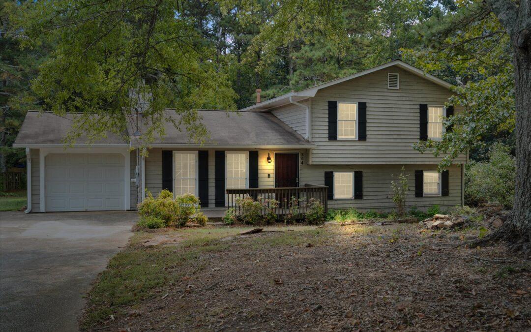 304 Cypress Circle, Carrollton GA 30116
